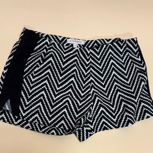 Women's Black and White Chevron Athletic Shorts
